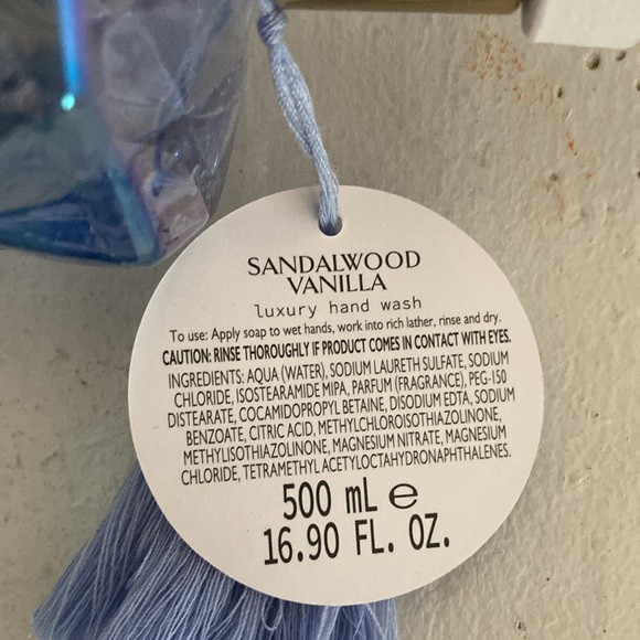 HP NWT-2 Blue Iridescent Diamond Glass Luxury Hand Soap Pumps Sandalwood Vanilla - Picture 17 of 17